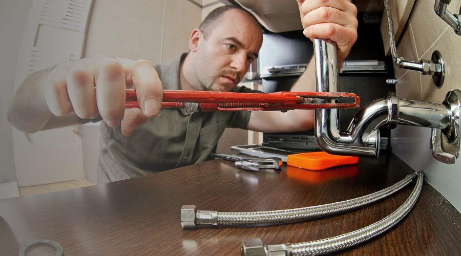 Local tankless water heater installation in Koeltztown, MO